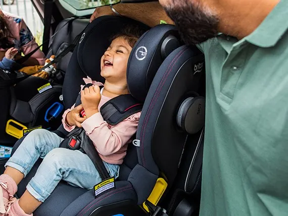Britax Safe N Sound B-First ifix