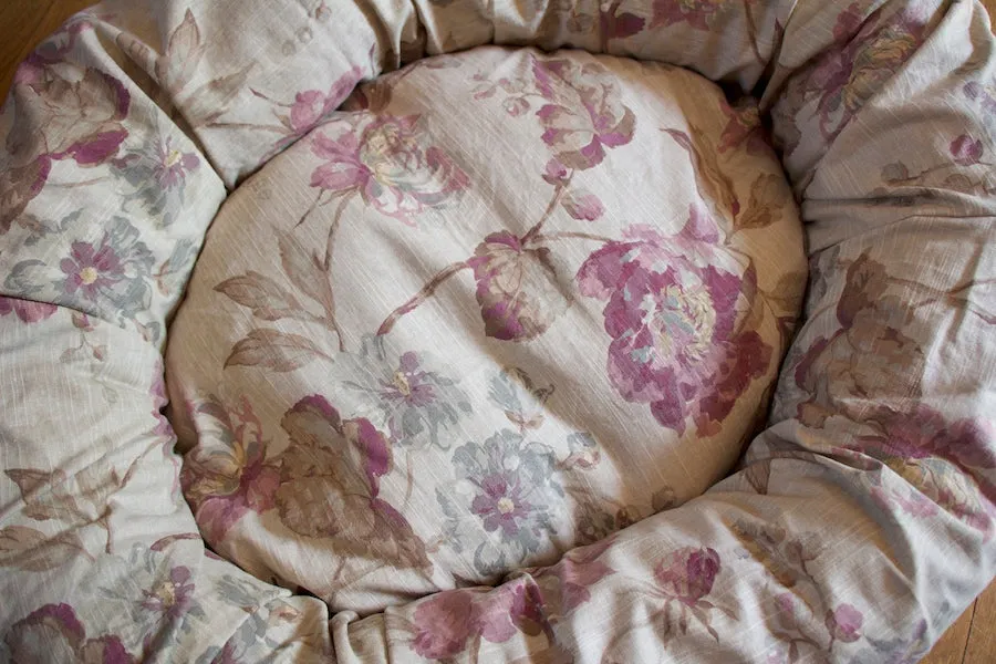 FLORAL DOG BED