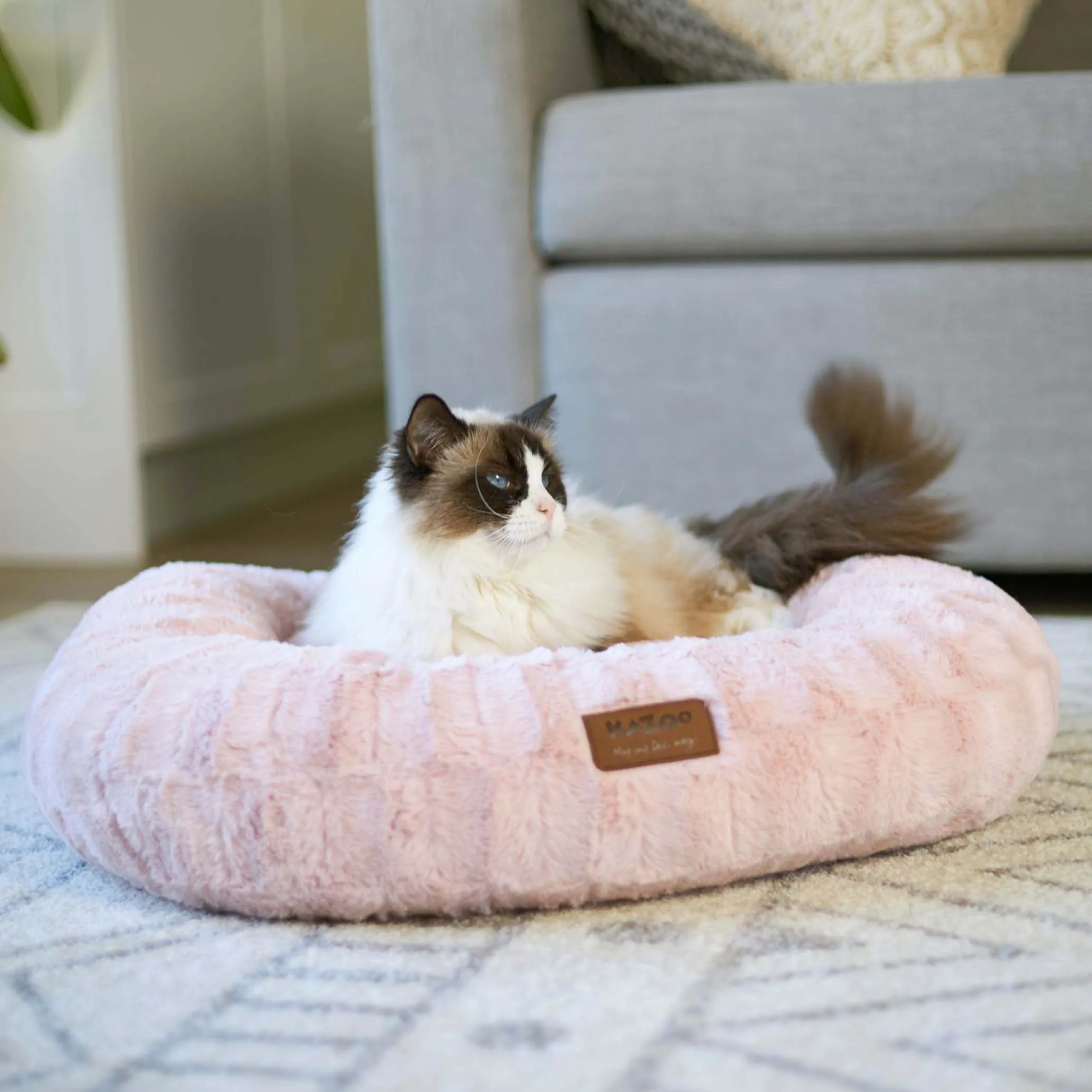 Kitty Loop Bed - Seafoam
