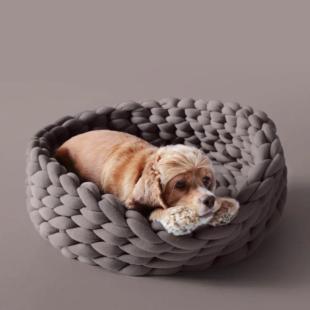 PAWS ASIA AliExpress Best Sell Cotton Tube Hand Woven Washable Round Comfy Soft Foldable Dog Beds Cat